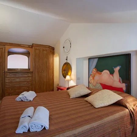 - Unique Maison * Porto Santo Stefano (Grosseto)