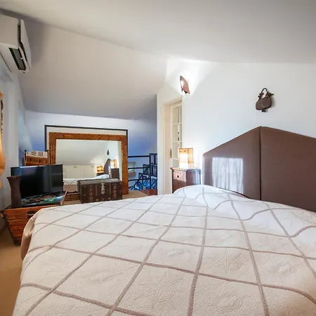 - Unique Maison Porto Santo Stefano (Grosseto)